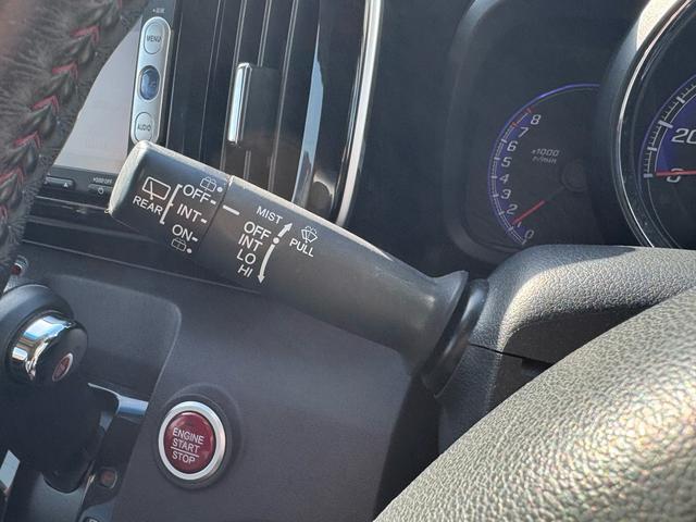 N-ONE プレミアム ツアラー・Lパッケージ バックカメラ/ターボ車/Bluetooth/TV ナビ/ツートン/パドルシフト/純正アルミホイール/ETC/プッシュスタート/スマートキー/フォグランプ/オートライト/オートエアコン/電動格納ミラー/(66枚目)