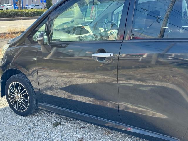 ムーヴ カスタム G バックカメラ/走行距離52,460km/アイドリングストップ/ETC/ナビ TV/社外アルミホイール/プッシュスタート/電動格納ミラー/オートエアコン/キーレスエントリー/PW PS/エアバック/(20枚目)