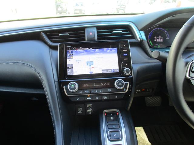 インサイト ＥＸ　ホンダセンシング　・　禁煙車両　衝突軽減　Ｒカメラ　ＬＥＤライト　ＡＢＳ　前席シートヒーター　オ－トエアコン　ナビＴＶ　パワーウィンドウ　スマキー　クルコン　キーフリーシステム　サイドエアバック（14枚目）