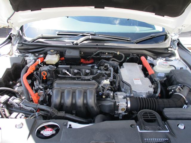 インサイト ＥＸ　ホンダセンシング　・　禁煙車両　衝突軽減　Ｒカメラ　ＬＥＤライト　ＡＢＳ　前席シートヒーター　オ－トエアコン　ナビＴＶ　パワーウィンドウ　スマキー　クルコン　キーフリーシステム　サイドエアバック（16枚目）