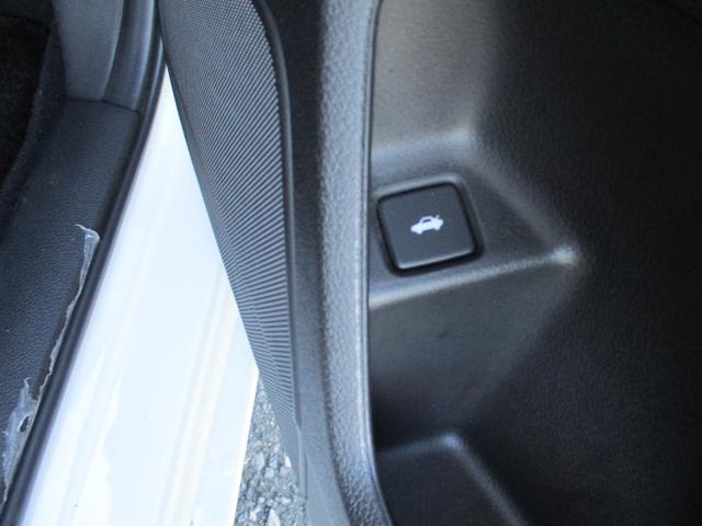 インサイト ＥＸ　ホンダセンシング　・　禁煙車両　衝突軽減　Ｒカメラ　ＬＥＤライト　ＡＢＳ　前席シートヒーター　オ－トエアコン　ナビＴＶ　パワーウィンドウ　スマキー　クルコン　キーフリーシステム　サイドエアバック（33枚目）