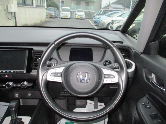 フィット e:HEVホーム 禁煙車 前後誤発進抑制機能 クリソナ 助手席エアバッグ 運転席エアバッグ LEDライト USB接続 バックカメラ ABS サイドエアバッグ オートクルーズコントロール フルセグTV スマートキー(15枚目)