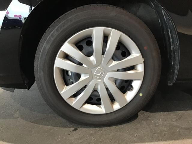 フィット ホーム 衝突軽減 ソナー AAC 横滑り防止機能 サイドエアバック 衝突安全ボディ LEDライト クルーズコントロール パワーウィンドウ スマキー パワーステアリング ABS 盗難防止システム レーンキープ(16枚目)