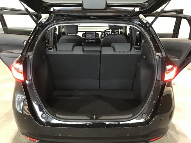 フィット ホーム 衝突軽減 ソナー AAC 横滑り防止機能 サイドエアバック 衝突安全ボディ LEDライト クルーズコントロール パワーウィンドウ スマキー パワーステアリング ABS 盗難防止システム レーンキープ(29枚目)