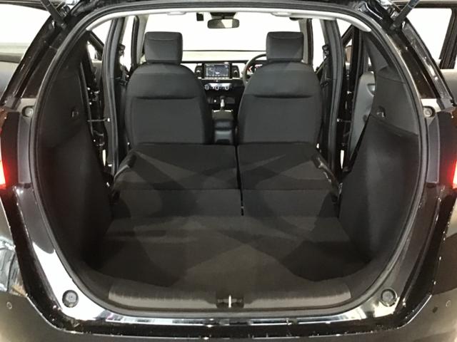 フィット ホーム 衝突軽減 ソナー AAC 横滑り防止機能 サイドエアバック 衝突安全ボディ LEDライト クルーズコントロール パワーウィンドウ スマキー パワーステアリング ABS 盗難防止システム レーンキープ(32枚目)