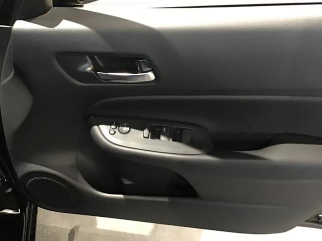 フィット ホーム 衝突軽減 ソナー AAC 横滑り防止機能 サイドエアバック 衝突安全ボディ LEDライト クルーズコントロール パワーウィンドウ スマキー パワーステアリング ABS 盗難防止システム レーンキープ(37枚目)