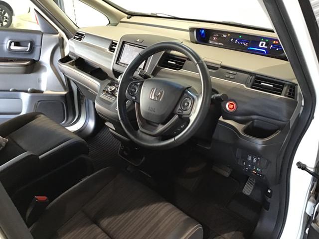 フリード G・ホンダセンシング 追突被害軽減ブレーキ iストップ Wエアバッグ パワーウィンドウ 車線逸脱警報システム アクティブクルーズコントロール スマートキ VSA エアコン セキュリティアラーム キーレス パワーステアリング(24枚目)