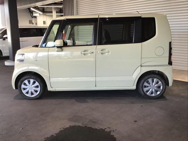 Ｎ－ＢＯＸ Ｇ　スマキ－　ＡＵＴＯエアコン　イモビライザー　フロントベンチシート　ＷエアＢ　エアＢ　キーフリーシステム　衝突安全ボディ　ＰＷ　横滑防止　ＡＢＳ　パワーステアリング　アイドリングストップ車（17枚目）