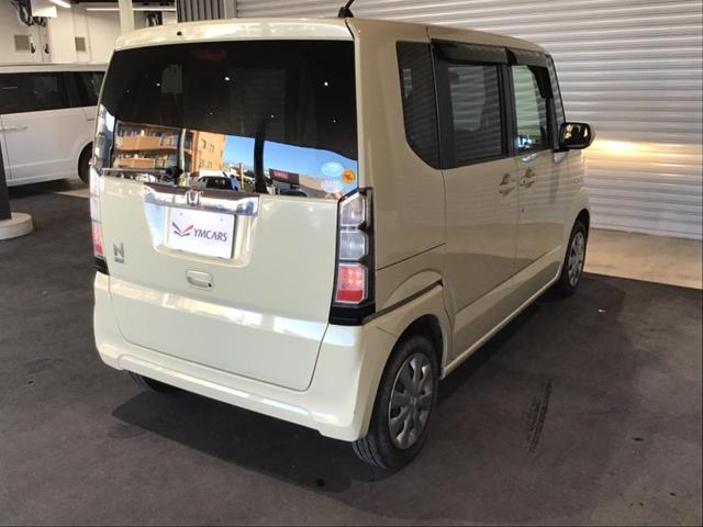 Ｎ－ＢＯＸ Ｇ　スマキ－　ＡＵＴＯエアコン　イモビライザー　フロントベンチシート　ＷエアＢ　エアＢ　キーフリーシステム　衝突安全ボディ　ＰＷ　横滑防止　ＡＢＳ　パワーステアリング　アイドリングストップ車（20枚目）