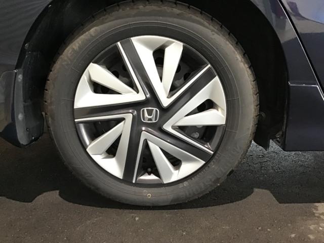 シャトル ハイブリッドX ホンダセンシング LKAS Pセンサー 横滑抑制 リヤカメラ スマ-トキ- イモビ サイドエアバッグ シートヒーター付き キーレス USB ECON クルコン 衝突安全ボディ ETC パワーウィンドウ Wエアバック(17枚目)