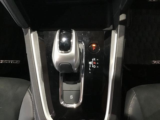 シャトル ハイブリッドX ホンダセンシング LKAS Pセンサー 横滑抑制 リヤカメラ スマ-トキ- イモビ サイドエアバッグ シートヒーター付き キーレス USB ECON クルコン 衝突安全ボディ ETC パワーウィンドウ Wエアバック(31枚目)