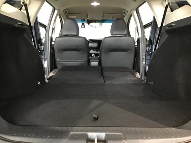 シャトル ハイブリッドX ホンダセンシング LKAS Pセンサー 横滑抑制 リヤカメラ スマ-トキ- イモビ サイドエアバッグ シートヒーター付き キーレス USB ECON クルコン 衝突安全ボディ ETC パワーウィンドウ Wエアバック(40枚目)