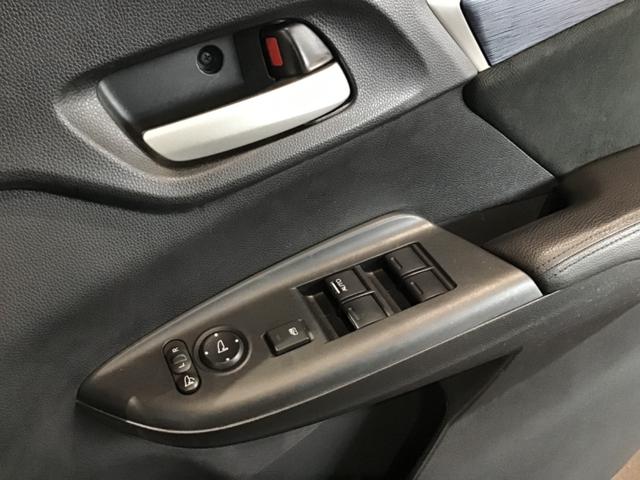 シャトル ハイブリッドX ホンダセンシング LKAS Pセンサー 横滑抑制 リヤカメラ スマ-トキ- イモビ サイドエアバッグ シートヒーター付き キーレス USB ECON クルコン 衝突安全ボディ ETC パワーウィンドウ Wエアバック(47枚目)