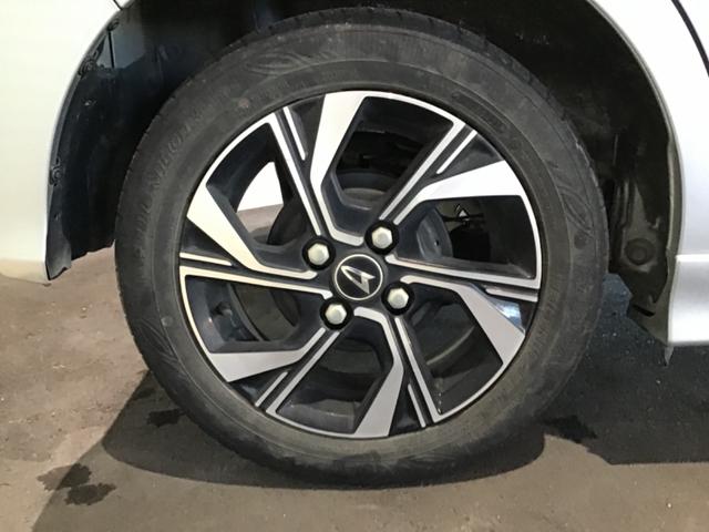 タント カスタムX 衝突軽減ブレーキ リアコーナーセンサー 車線逸脱防止 アイドリングストップ機能 盗難警報装置 フルフラット LED キーレスエントリー 前席シートヒーター オートLED スマキー エアコン パワステ(12枚目)