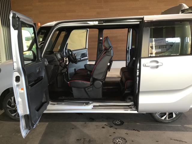 タント カスタムX 衝突軽減ブレーキ リアコーナーセンサー 車線逸脱防止 アイドリングストップ機能 盗難警報装置 フルフラット LED キーレスエントリー 前席シートヒーター オートLED スマキー エアコン パワステ(22枚目)