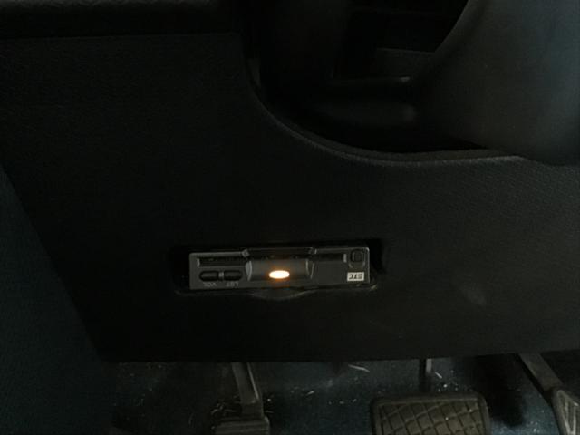 タント カスタムX 衝突軽減ブレーキ リアコーナーセンサー 車線逸脱防止 アイドリングストップ機能 盗難警報装置 フルフラット LED キーレスエントリー 前席シートヒーター オートLED スマキー エアコン パワステ(39枚目)