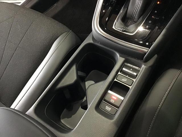 屋上展示場に常に５０台以上の車両をご用意！お気に入りの１台が見つかるかも！？