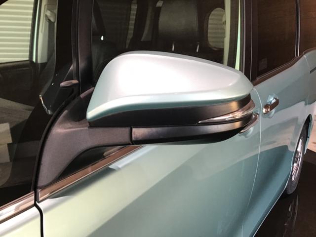 エスクァイア Ｇｉ　衝突安全ボディ　シートＨ　ウォークスルー　スマートキーＰスタート　アイドリングＳＴＯＰ　イモビライザー　オートクルーズコントロール　キーレス　ＡＢＳ　３列　Ｗエアコン　ＬＥＤヘッドライト　オートライト（10枚目）