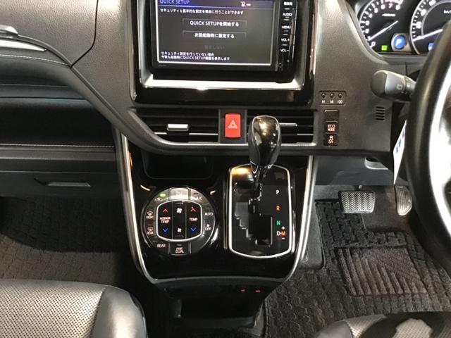 エスクァイア Ｇｉ　衝突安全ボディ　シートＨ　ウォークスルー　スマートキーＰスタート　アイドリングＳＴＯＰ　イモビライザー　オートクルーズコントロール　キーレス　ＡＢＳ　３列　Ｗエアコン　ＬＥＤヘッドライト　オートライト（24枚目）