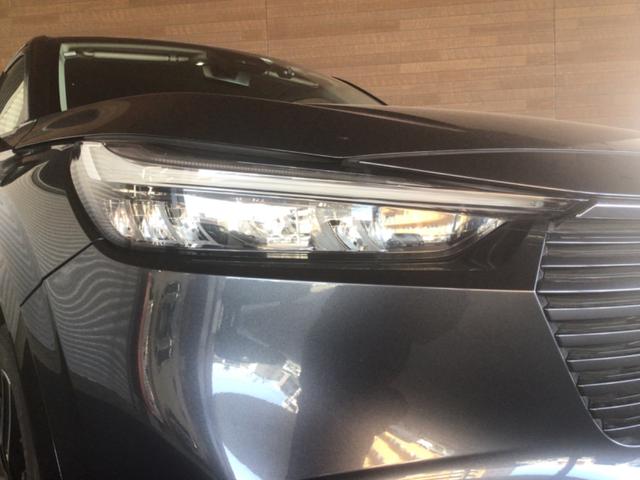 ヴェゼル ｅ：ＨＥＶ　Ｚ　ＬＤＡ　衝突回避支援ブレーキ機能　パノラミックビューモニター　スマキ　Ｐトランク　フルオートエアコン　オートＬＥＤ　エアバッグ　両席エアバック　パワーウィンドウ　ＬＥＤランプ　ソナー　クルーズＣ（8枚目）