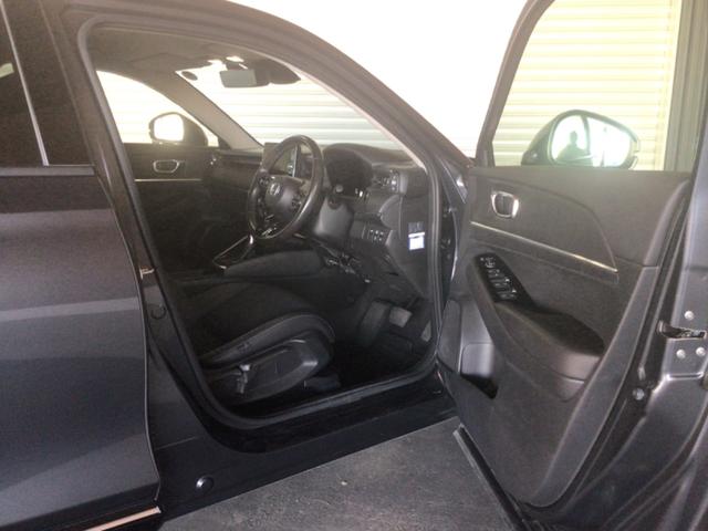 ヴェゼル ｅ：ＨＥＶ　Ｚ　ＬＤＡ　衝突回避支援ブレーキ機能　パノラミックビューモニター　スマキ　Ｐトランク　フルオートエアコン　オートＬＥＤ　エアバッグ　両席エアバック　パワーウィンドウ　ＬＥＤランプ　ソナー　クルーズＣ（11枚目）