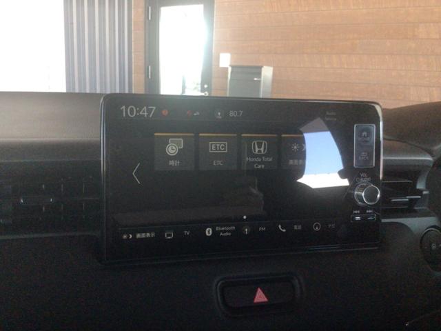 ヴェゼル ｅ：ＨＥＶ　Ｚ　ＬＤＡ　衝突回避支援ブレーキ機能　パノラミックビューモニター　スマキ　Ｐトランク　フルオートエアコン　オートＬＥＤ　エアバッグ　両席エアバック　パワーウィンドウ　ＬＥＤランプ　ソナー　クルーズＣ（27枚目）