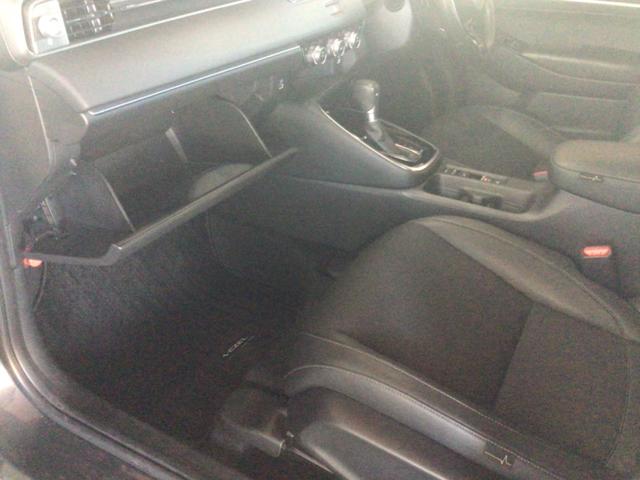 ヴェゼル ｅ：ＨＥＶ　Ｚ　ＬＤＡ　衝突回避支援ブレーキ機能　パノラミックビューモニター　スマキ　Ｐトランク　フルオートエアコン　オートＬＥＤ　エアバッグ　両席エアバック　パワーウィンドウ　ＬＥＤランプ　ソナー　クルーズＣ（31枚目）