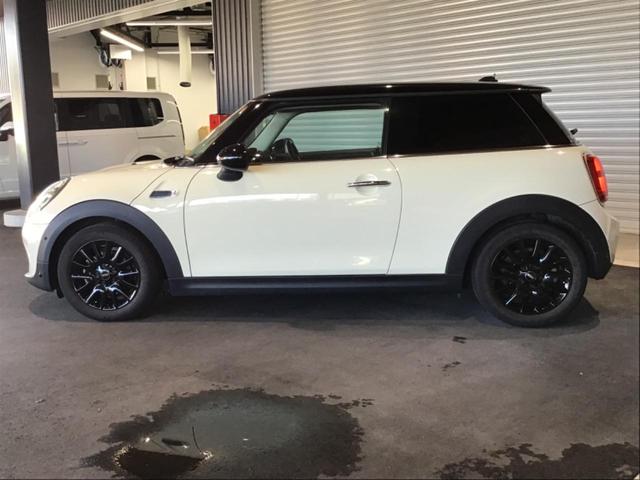 MINI クーパーD クーパーD(4名) BT 盗難防止システム インテリジェントセーフティ ナビ オートエアコン HDDナビ 横滑り防止機能 Aストップ USB接続(6枚目)