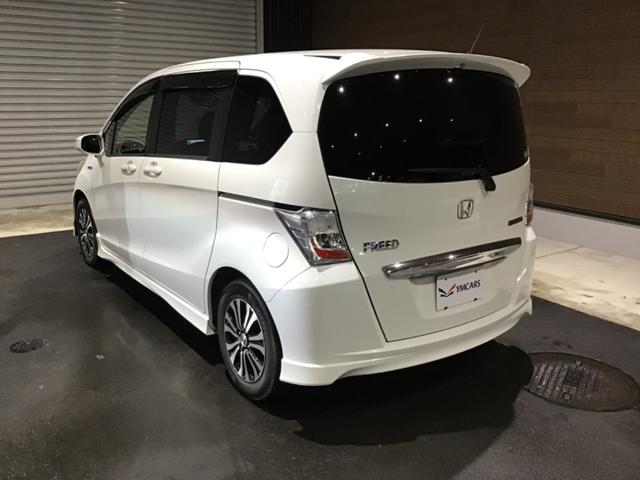 フリードハイブリッド ジャストセレクション セキュリティー 横滑り防止機能 衝突安全ボディ オートクルーズ エアバック ウォークスルー キーレスエントリー PS フルオートエアコン ABS パワーウィンドウ 運転席助手席エアバック(9枚目)