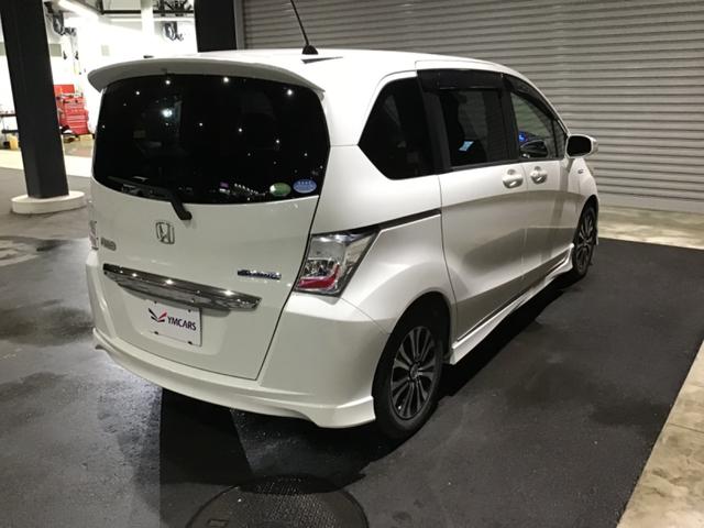 フリードハイブリッド ジャストセレクション セキュリティー 横滑り防止機能 衝突安全ボディ オートクルーズ エアバック ウォークスルー キーレスエントリー PS フルオートエアコン ABS パワーウィンドウ 運転席助手席エアバック(11枚目)