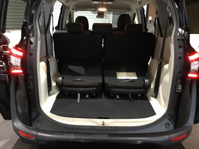 シエンタ G スマートキープッシュスタート アイドリングS 衝突安全ボディ フルオートエアコン パワーウィンド 運転席エアバック パワステ キーフリーシステム ABS 3列 セキュリティアラーム 助手席エアバック(42枚目)