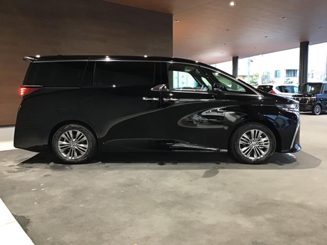 アルファード Ｚ　Ｂカメラ　１００Ｖ電源　レーンキープ　ＢＴ接続　ＬＥＤ　スマキ　パワステ　メモリーナビ　シートエアコン　３列シート　パワーシート　エアバッグ　ＥＴＣ　キーレス　シートヒーター　オットマン　ＵＳＢ（6枚目）