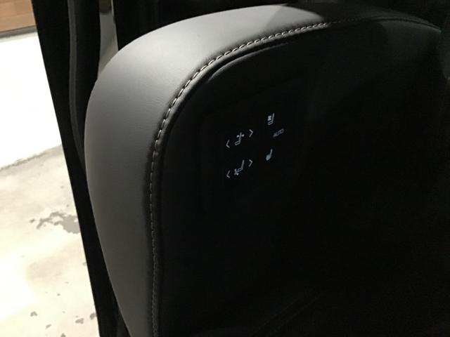 アルファード Ｚ　Ｂカメラ　１００Ｖ電源　レーンキープ　ＢＴ接続　ＬＥＤ　スマキ　パワステ　メモリーナビ　シートエアコン　３列シート　パワーシート　エアバッグ　ＥＴＣ　キーレス　シートヒーター　オットマン　ＵＳＢ（29枚目）