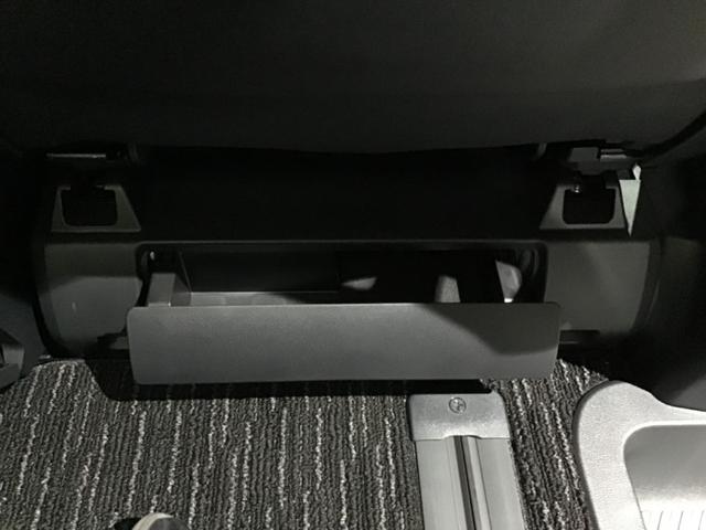 アルファード Ｚ　Ｂカメラ　１００Ｖ電源　レーンキープ　ＢＴ接続　ＬＥＤ　スマキ　パワステ　メモリーナビ　シートエアコン　３列シート　パワーシート　エアバッグ　ＥＴＣ　キーレス　シートヒーター　オットマン　ＵＳＢ（36枚目）