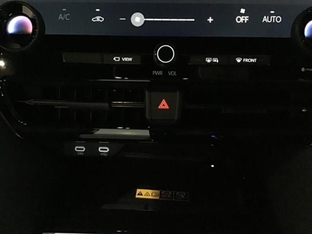 アルファード Ｚ　Ｂカメラ　１００Ｖ電源　レーンキープ　ＢＴ接続　ＬＥＤ　スマキ　パワステ　メモリーナビ　シートエアコン　３列シート　パワーシート　エアバッグ　ＥＴＣ　キーレス　シートヒーター　オットマン　ＵＳＢ（53枚目）