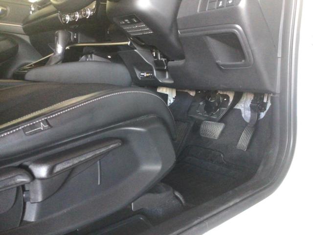 ヴェゼル e:HEV Z LDA 衝突回避支援ブレーキ機能 スマキ Pトランク フルオートエアコン オートLED エアバッグ 両席エアバック パワーウィンドウ LEDランプ ソナー クルーズC キーレスエントリー シートヒータ(17枚目)