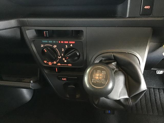 ハイゼットカーゴ デッキバンＧ　ＳＡＩＩＩ　マニュアル車　ピックアップ　軽トラック　４人　ナビ　フルセグ（31枚目）