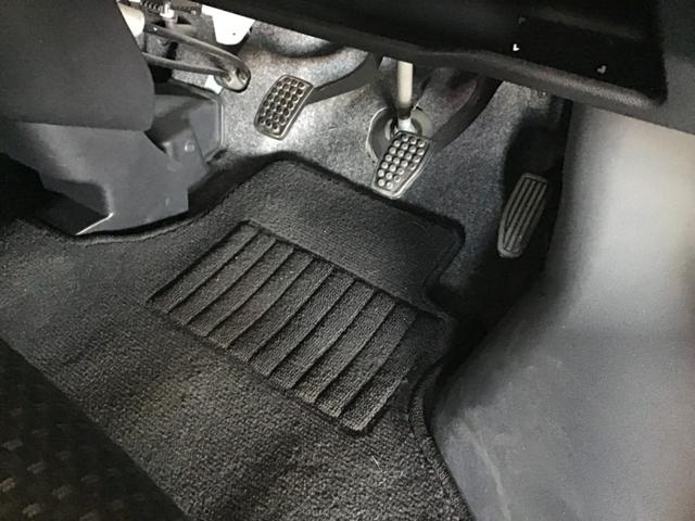 ハイゼットカーゴ デッキバンＧ　ＳＡＩＩＩ　マニュアル車　ピックアップ　軽トラック　４人　ナビ　フルセグ（32枚目）