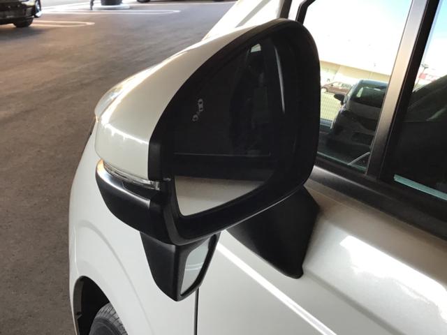 フリード ｅ：ＨＥＶエアー　ＥＸ　衝突軽減システム　ソナー　オートマチックハイビーム　横滑り防止装置　クルーズコントロール　サイドカーテンエアバック　リアクーラー　ＬＥＤランプ　レーンキープ　シートヒーター　キーレス　オートライト（15枚目）