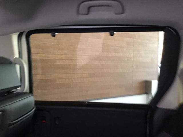 フリード ｅ：ＨＥＶエアー　ＥＸ　衝突軽減システム　ソナー　オートマチックハイビーム　横滑り防止装置　クルーズコントロール　サイドカーテンエアバック　リアクーラー　ＬＥＤランプ　レーンキープ　シートヒーター　キーレス　オートライト（46枚目）