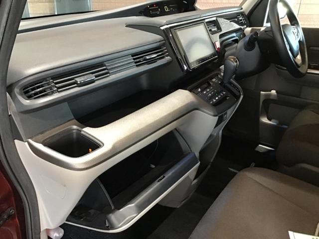 ステップワゴン G ホンダセンシング レーンキープ フルフラット スマ-トキ- クルコン アイスト 3列シート パワーウインドウ イモビ Rカメラ VSA ETC車載器 パワーステアリング サイドエアバック ABS キーフリー エアバッグ(46枚目)