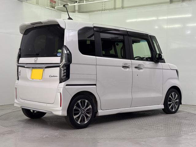 Ｎ－ＢＯＸカスタム Ｌ　Ｐソナー　車線逸脱警報装置　サイドエアバッグ　Ａストップ　シートヒータ　ベンチシート　キーフリーシステム　ＬＥＤライト　クルーズコントロール　ＡＣ　フルフラットシート　スマキー　横滑り防止　ＡＢＳ（14枚目）