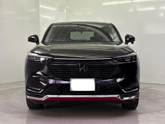 ヴェゼル ｅ：ＨＥＶ　Ｚ　ＬＤＡ　衝突回避支援ブレーキ機能　スマキ　Ｐトランク　フルオートエアコン　オートＬＥＤ　エアバッグ　両席エアバック　パワーウィンドウ　ＬＥＤランプ　ソナー　クルーズＣ　キーレスエントリー　シートヒータ（2枚目）