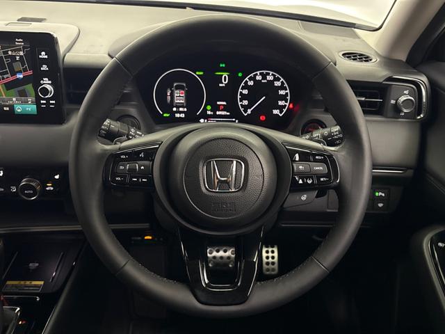 ヴェゼル ｅ：ＨＥＶ　Ｚ　ＬＤＡ　衝突回避支援ブレーキ機能　スマキ　Ｐトランク　フルオートエアコン　オートＬＥＤ　エアバッグ　両席エアバック　パワーウィンドウ　ＬＥＤランプ　ソナー　クルーズＣ　キーレスエントリー　シートヒータ（10枚目）