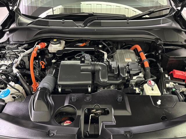 ヴェゼル ｅ：ＨＥＶ　Ｚ　ＬＤＡ　衝突回避支援ブレーキ機能　スマキ　Ｐトランク　フルオートエアコン　オートＬＥＤ　エアバッグ　両席エアバック　パワーウィンドウ　ＬＥＤランプ　ソナー　クルーズＣ　キーレスエントリー　シートヒータ（15枚目）