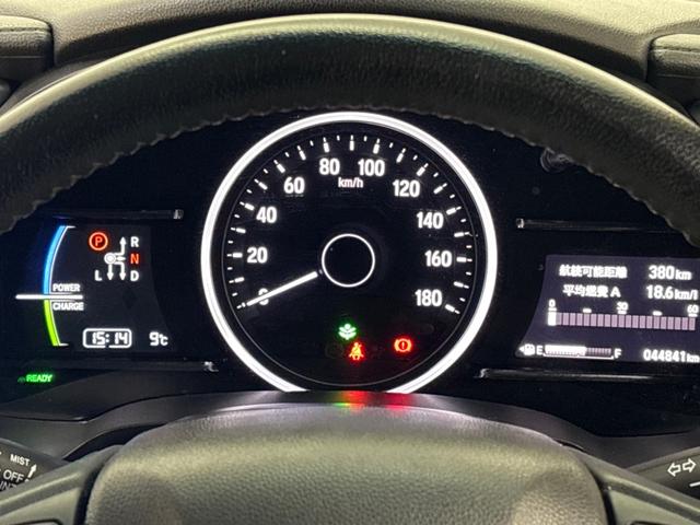 シャトル ハイブリッドＸ　ホンダセンシング　ＬＫＡＳ　横滑抑制　スマ－トキ－　イモビ　サイドエアバッグ　シートヒーター付き　キーレス　ＥＣＯＮ　クルコン　衝突安全ボディ　パワーウィンドウ　Ｗエアバック　エアコン　ＡＢＳ　パワーステアリング（19枚目）