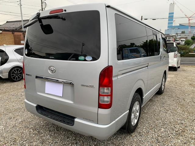 ハイエースバン ロングスーパーＧＬ　前席レカロシート（8枚目）