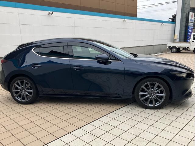 MAZDA3ファストバック 15Sツーリング 純正ナビ/ETC/クルーズコントロール/バックカメラ/6MT/前後ドライブレコーダー(16枚目)
