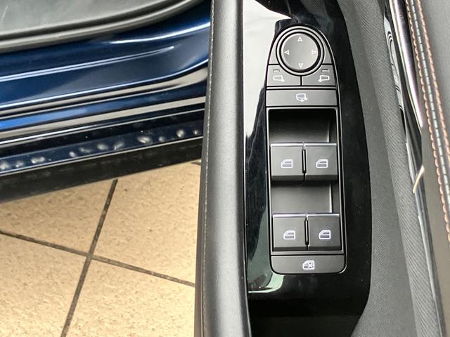 MAZDA3ファストバック 15Sツーリング 純正ナビ/ETC/クルーズコントロール/バックカメラ/6MT/前後ドライブレコーダー(25枚目)