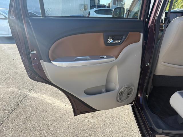 キャスト スタイルＧ　ターボ　ＳＡＩＩ　車検９年２月・純正ナビ・地デジ・バックカメラ・ＥＴＣ・ＨＩＤ・ＬＥＤフォグ・ＥＴＣ・新車記録簿・スマートキー・禁煙車・新品本革巻きステアリング（17枚目）